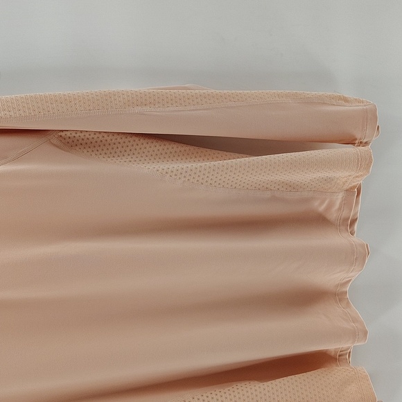 Columbia Pullover Top Size XL Peach Vented Sides Sleeves and Upper Back - Picture 3 of 8